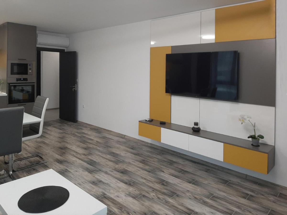 Апаратамент Deluxe1 Appartement Sveti Konstantin Buitenkant foto